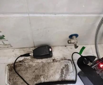 武清屋顶漏水维修公司分享下卫生间漏水的危害及解决方法